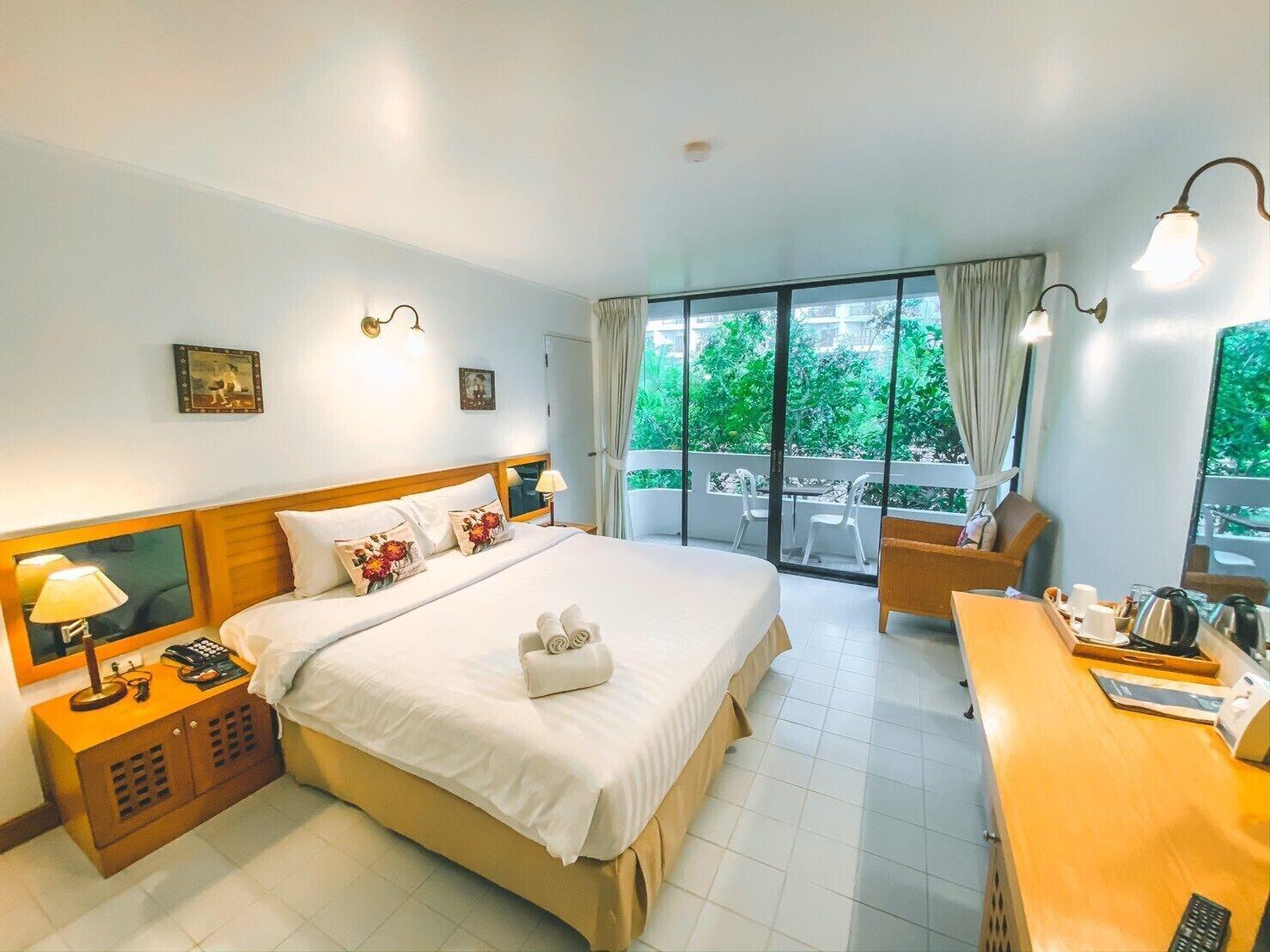 Nern Chalet Beachfront Hotel HHQ Extérieur photo