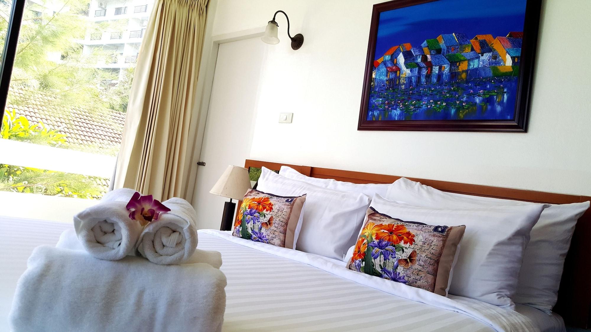 Nern Chalet Beachfront Hotel HHQ Extérieur photo