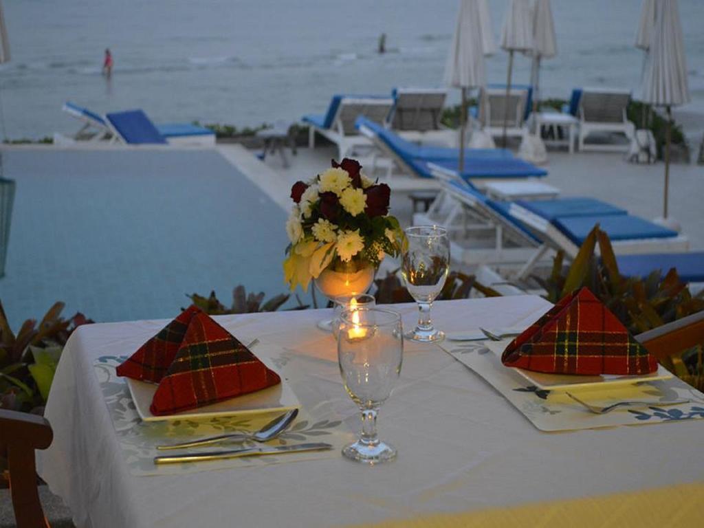 Nern Chalet Beachfront Hotel HHQ Extérieur photo