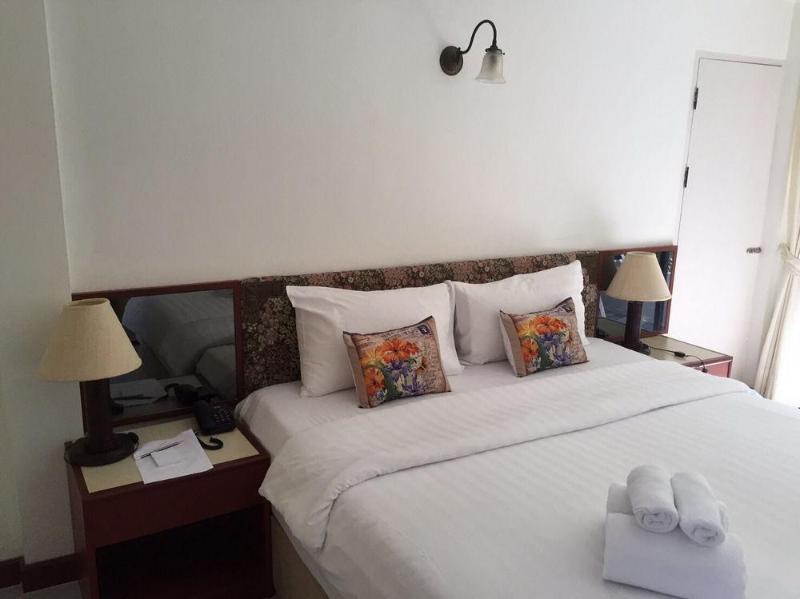 Nern Chalet Beachfront Hotel HHQ Extérieur photo