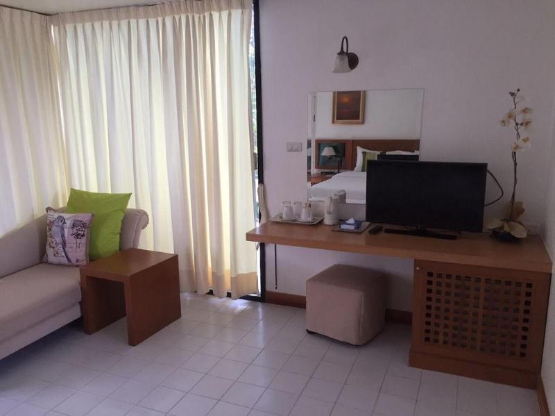 Nern Chalet Beachfront Hotel HHQ Extérieur photo