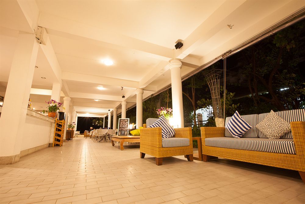 Nern Chalet Beachfront Hotel HHQ Extérieur photo